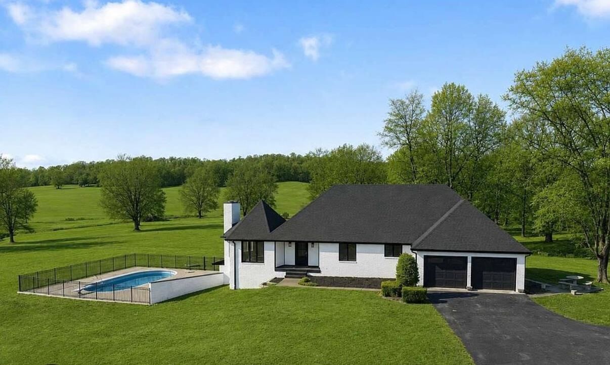 Property Photo: 80 White Street KY 42320