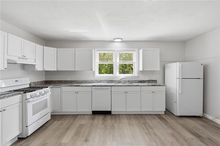 Property Photo: 70 Veazie Street RI 02908
