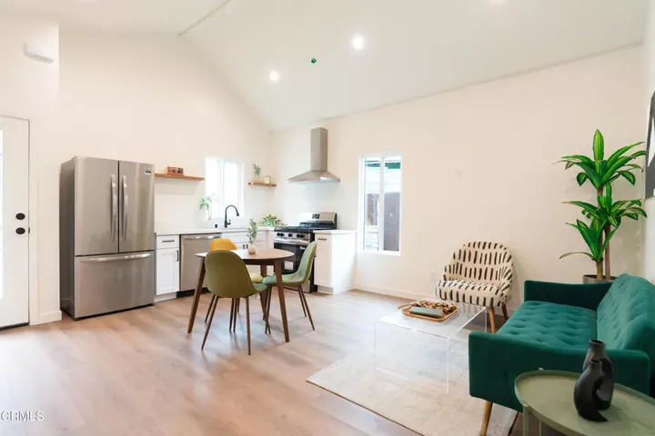 Property Photo: 2250 Gatewood Street CA 90031