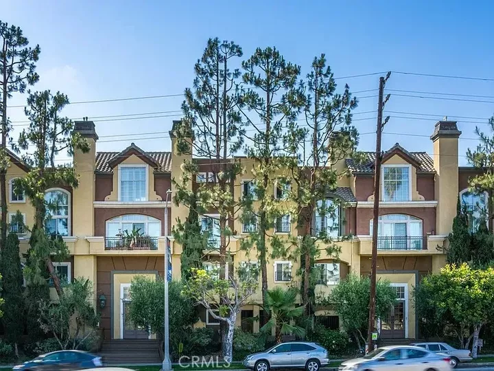 Property Photo: 7033 La Tijera CA 90045