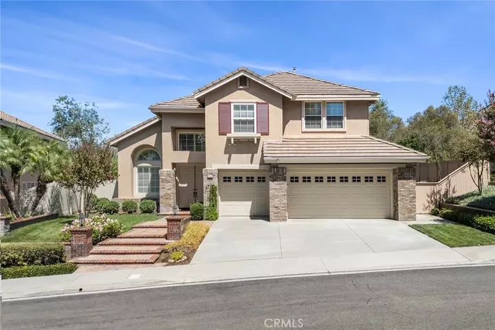 Property Photo: 1900 S Spyglass Hill Court CA 90631