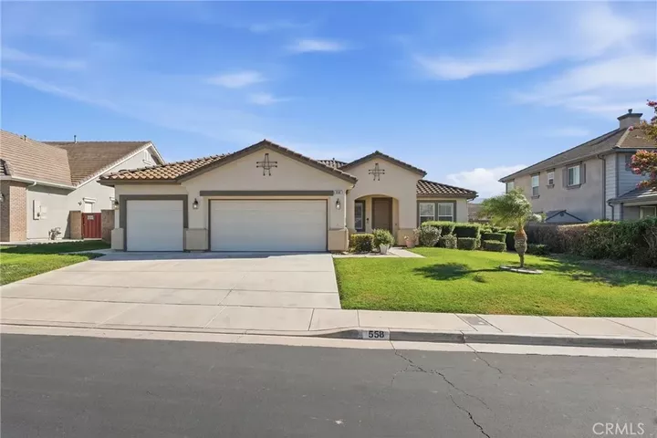 Property Photo:  558 Calderone  CA 92879 