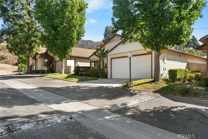 Property Photo:  13982 Olive Grove Lane  CA 91342 