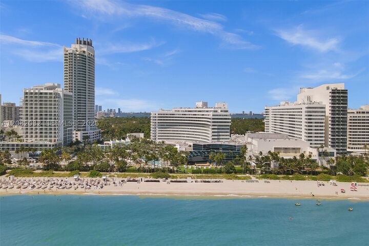Property Photo:  4391 Collins Ave 905  FL 33140 