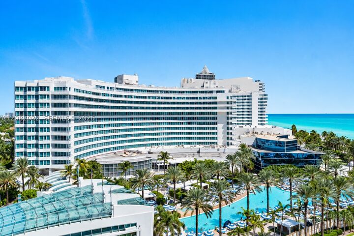 Property Photo:  4391 Collins Ave 905  FL 33140 