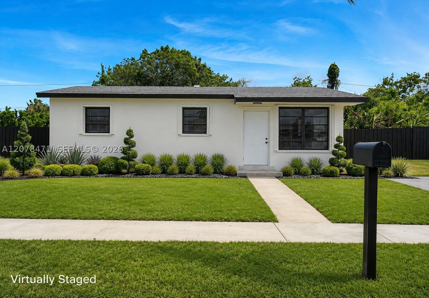 Property Photo: 10720 SW 147th St FL 33176