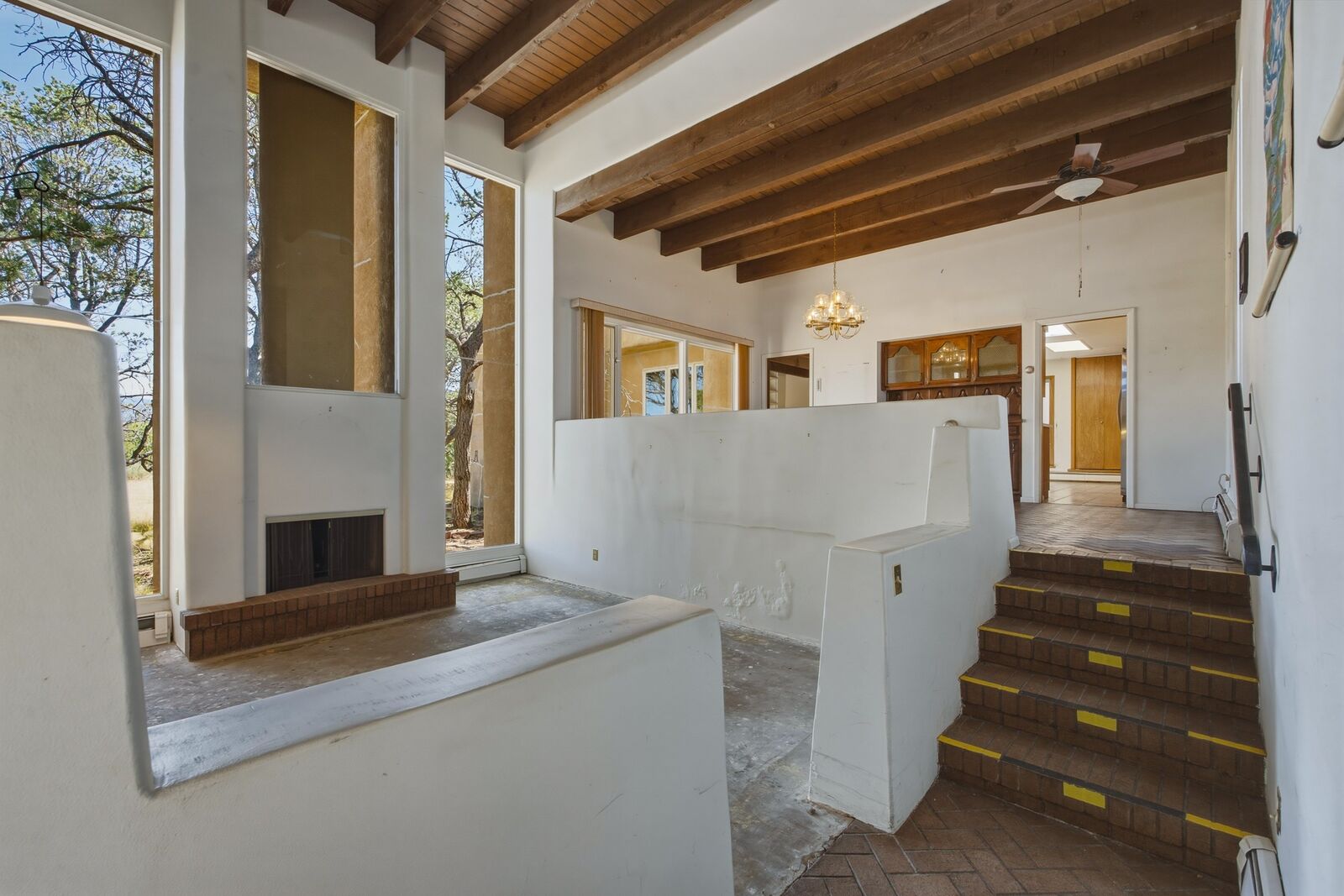Property Photo: 136 Ridgecrest Drive NM 87505