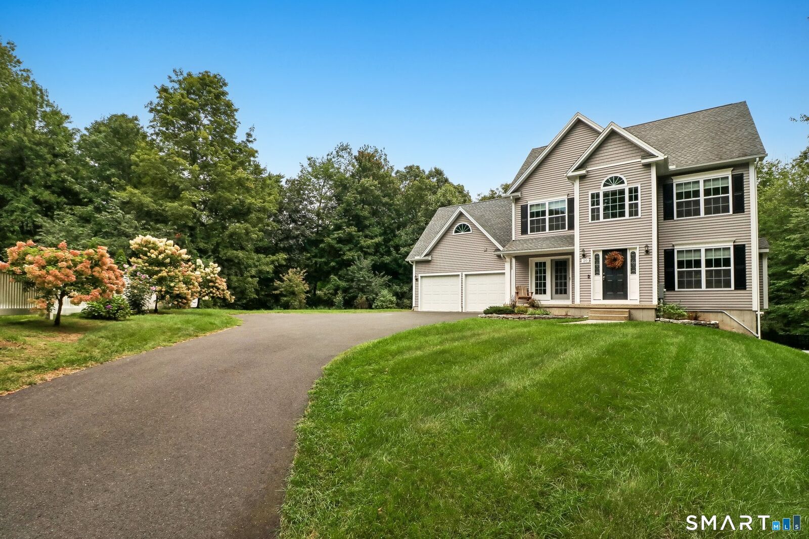 Property Photo:  20 Center Street  CT 06095 