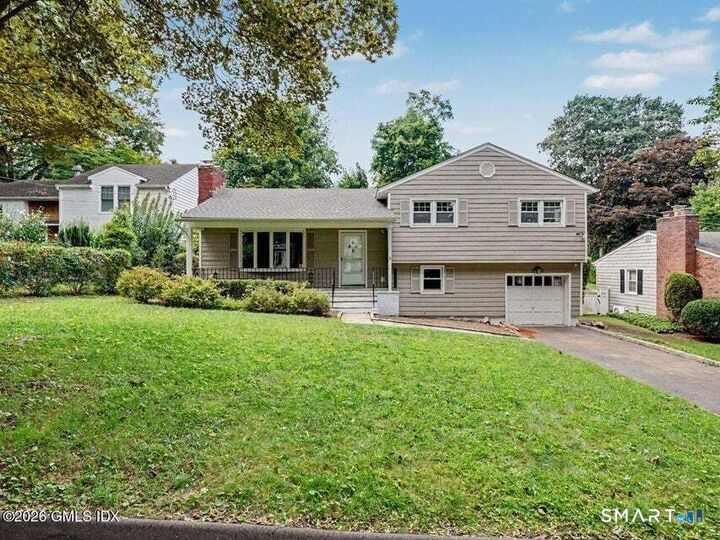 Property Photo: 5 Raphael Place CT 06878