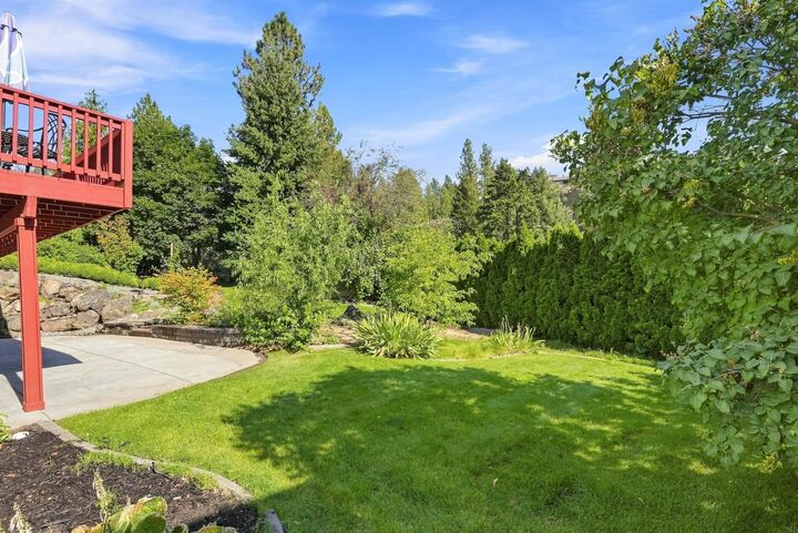 Property Photo:  1706 W Wedgewood Ln  WA 99208 