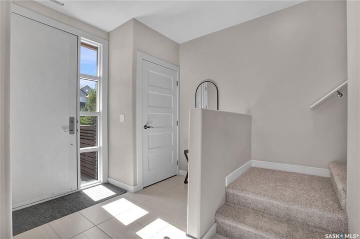 Property Photo:  103 Willis Crescent 26  SK S7T 0X9 
