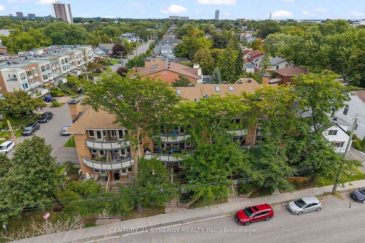 Property Photo:  2 Columbus Avenue 5  ON K1K 1R3 