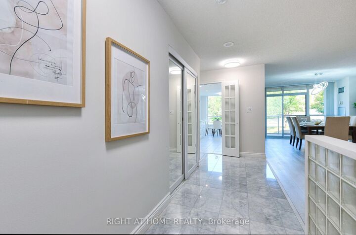 Property Photo:  3181 Bayview Avenue 215  ON M2K 2Y2 