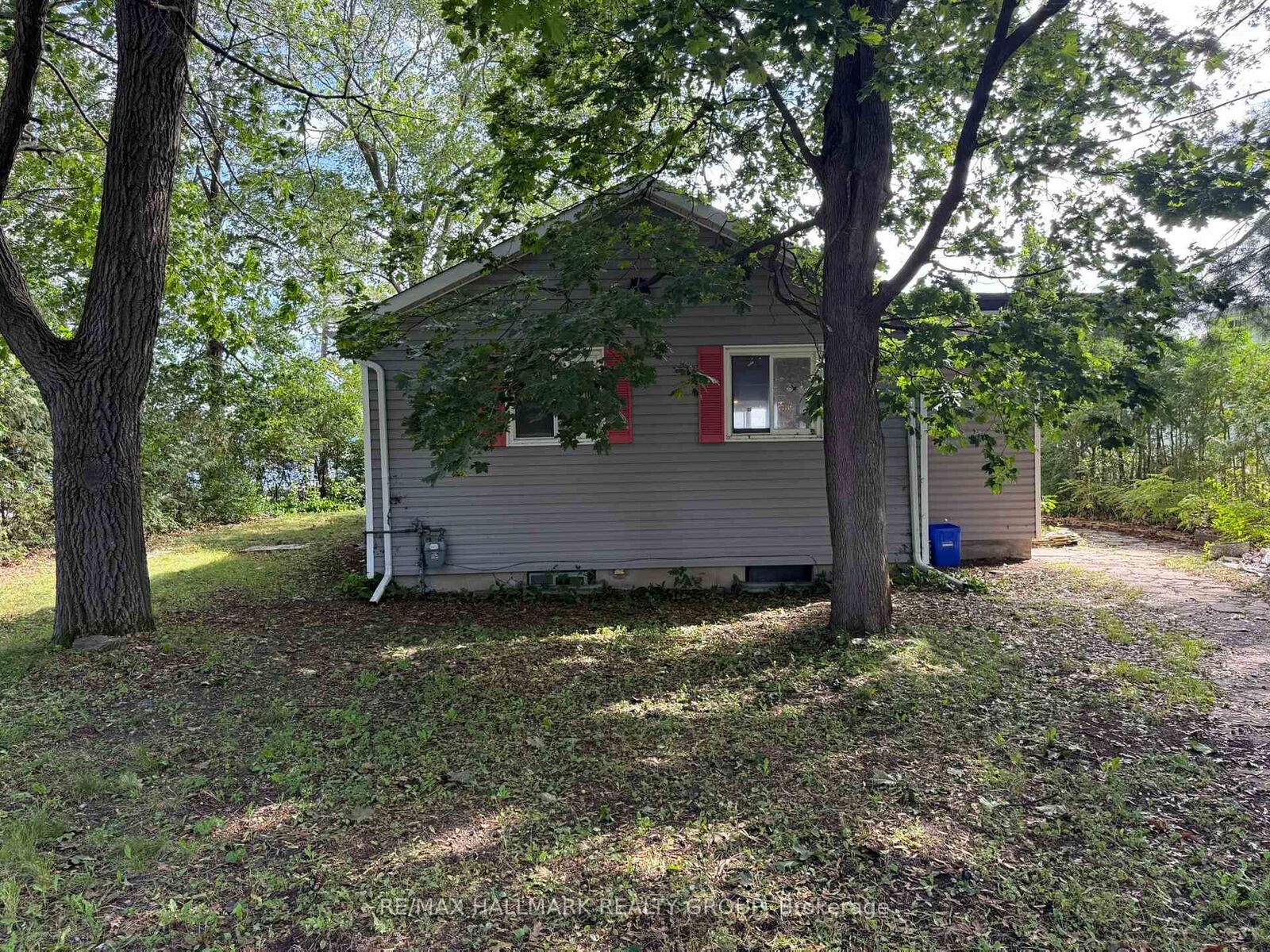 Property Photo:  488 Bayview Drive  ON K0A 3M0 