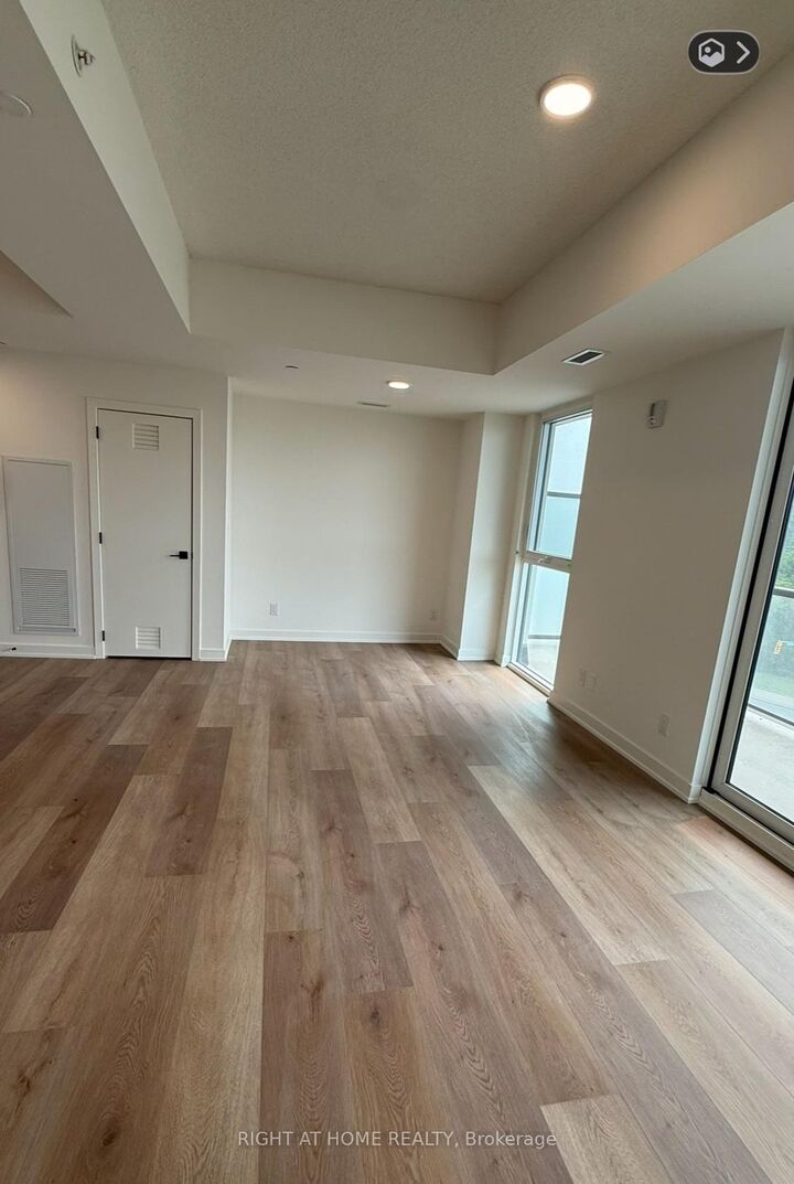 Property Photo:  33 Erie Avenue 506  ON N3S 0K7 
