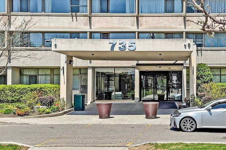 Property Photo:  735 Don Mills Road 2108  ON M3C 1T1 