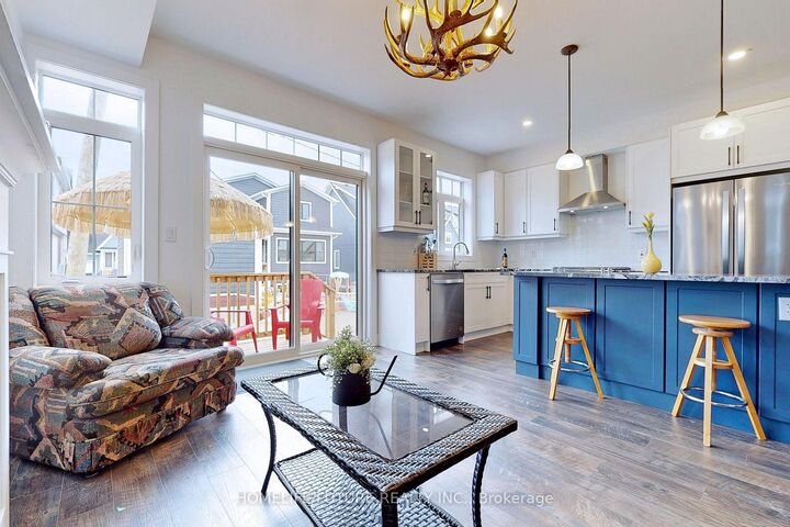 Property Photo:  140 Courtland Street  ON L9Y 5L7 