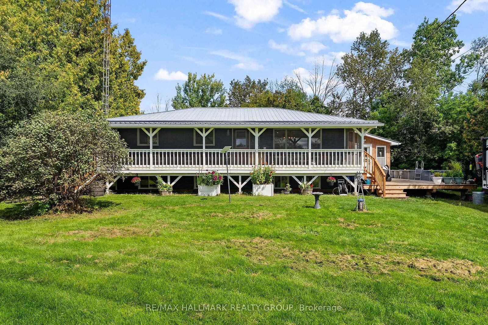 Property Photo:  6666 Roger Stevens Drive  ON K7A 4S6 