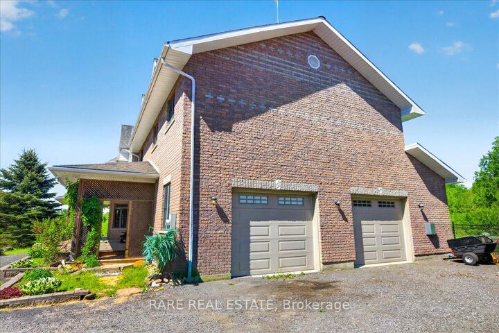 Property Photo:  3938 Hogback Road  ON L0M 1N0 
