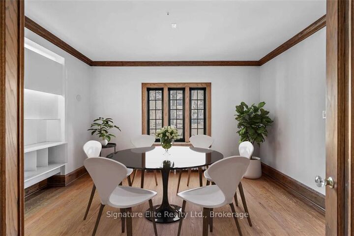 Property Photo:  33 Kings Lynn Road  ON M8X 2N3 