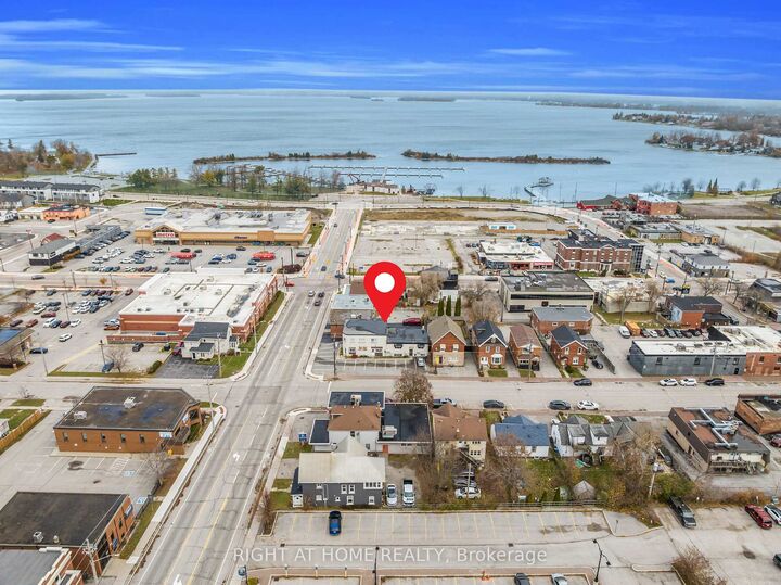 Property Photo:  32 Matchedash Street N Apartment A  ON L3V 4T5 