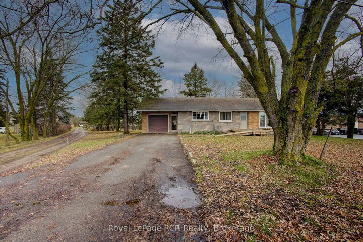 Property Photo:  441 Smith Street  ON N0G 1A0 
