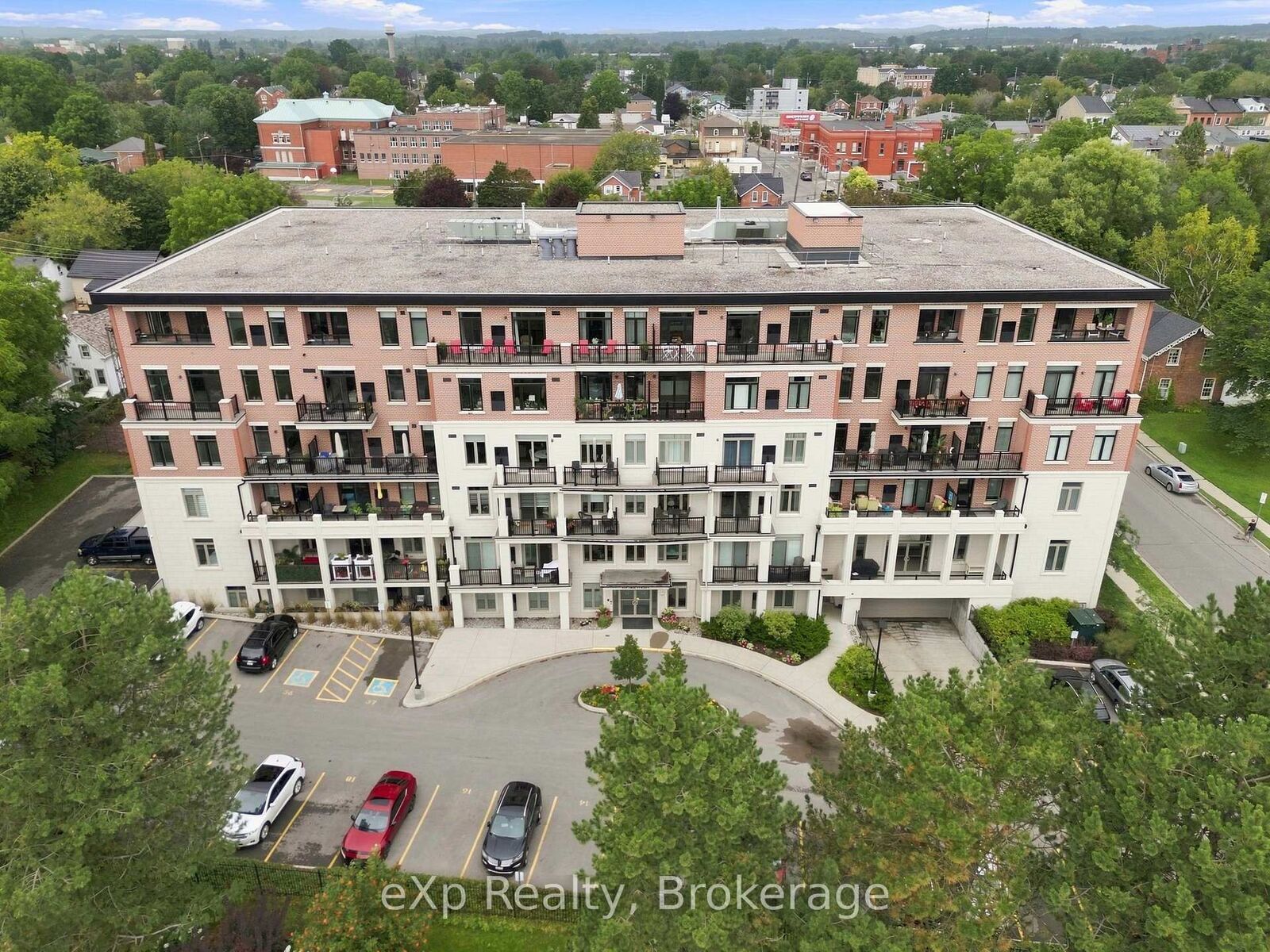 Property Photo:  135 Orr Street 103  ON K9A 0J6 