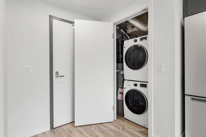 Property Photo:  2409 Carlsen Avenue 1  ON K1V 8E9 