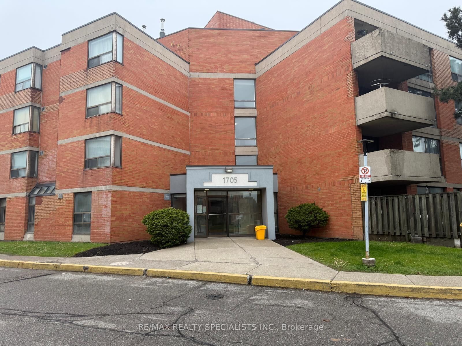 Property Photo:  1705 McCowan Road 103  ON M1S 4L2 