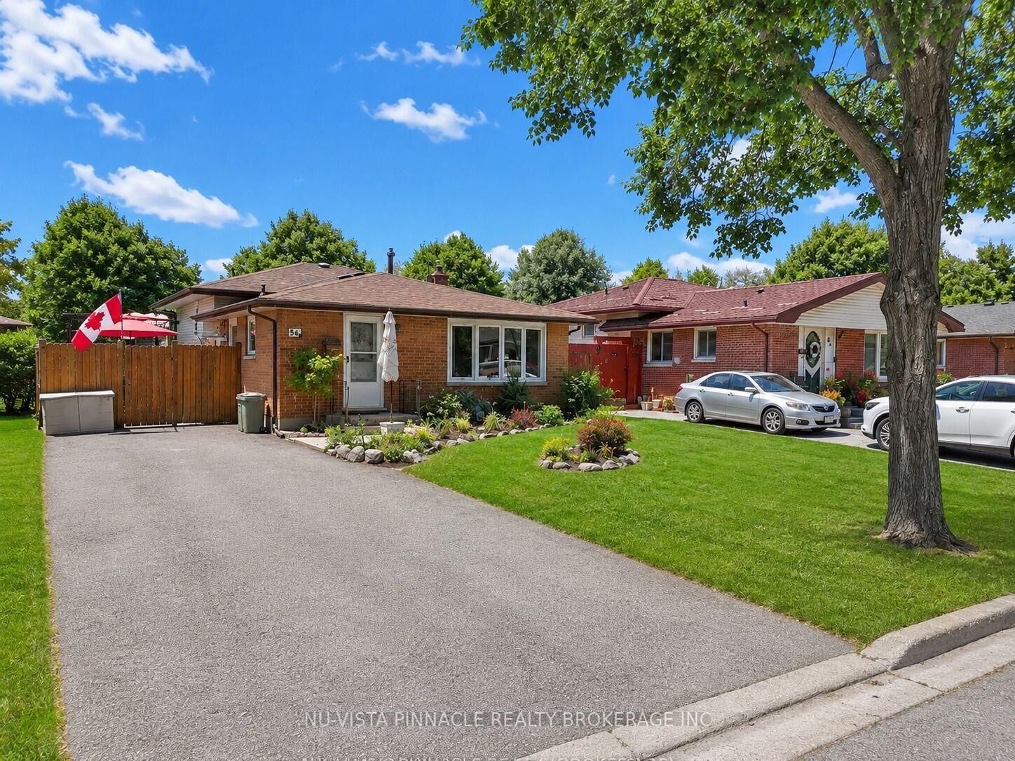 Property Photo:  56 Kintail Crescent  ON N6E 1J5 