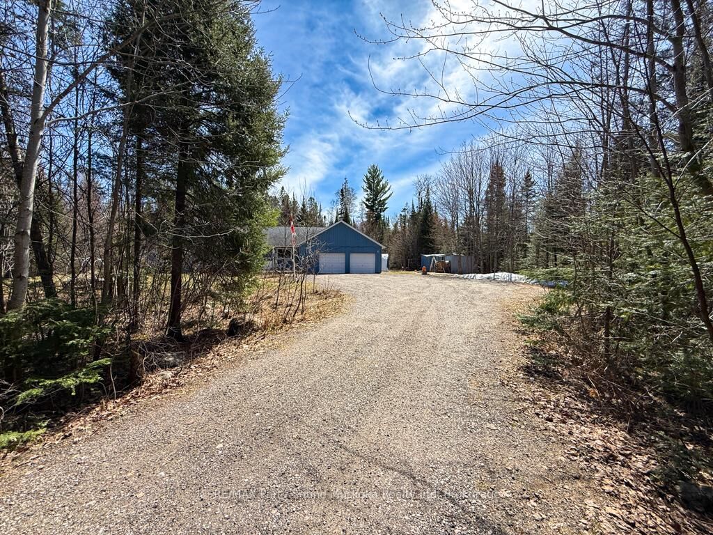 Property Photo:  1819 Machar Strong Boundary Road W  ON P0A 1Z0 