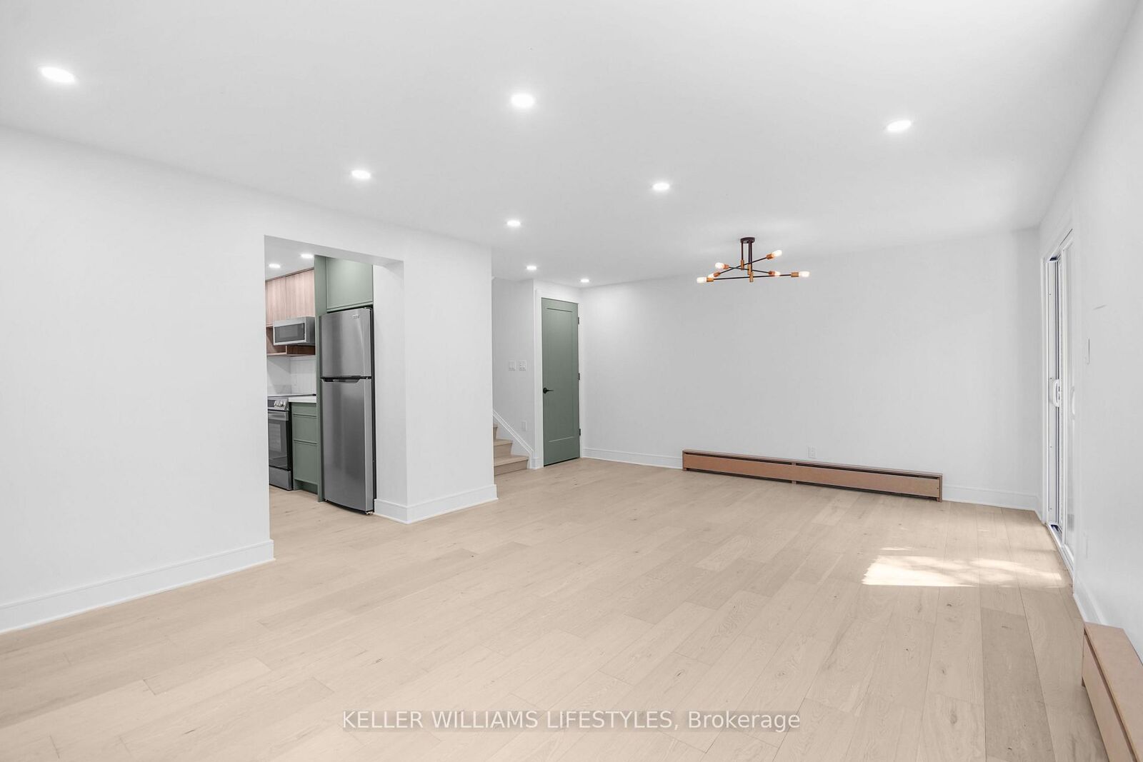 Property Photo: 306 Riverside Drive C ON N6H 1E9