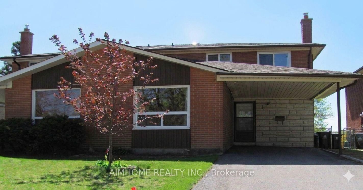 Property Photo:  5 Reiber Crescent  ON M2H 1C3 