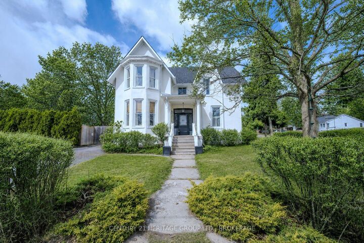 Property Photo:  201 Bridge Street W  ON K7R 2E5 