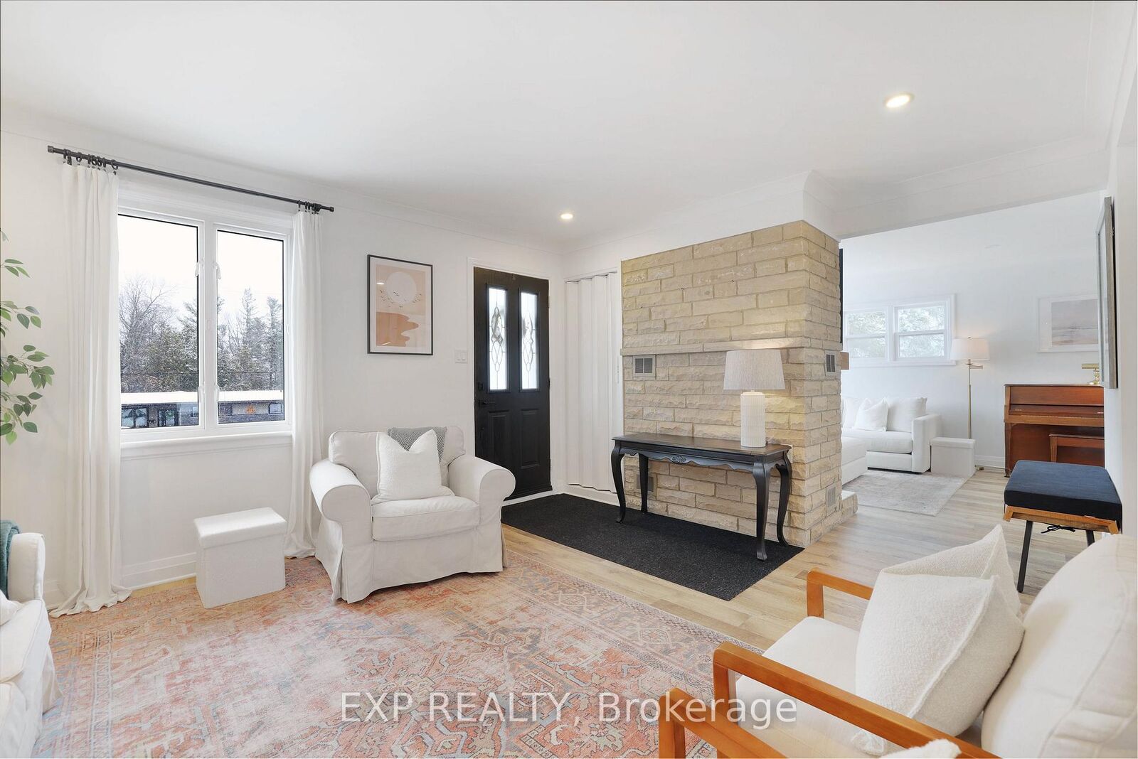 Property Photo:  150 Stevenson Crescent  ON K7V 1J4 