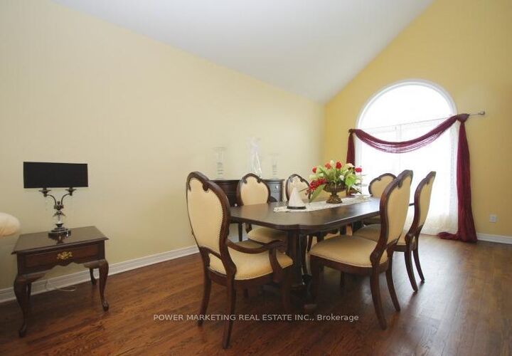 Property Photo:  154 Finn Court  ON K1V 2C8 