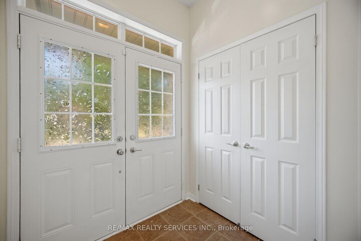 Property Photo:  98 Teal Crest Circle  ON L6X 2Z4 
