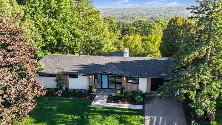 Property Photo:  50 Oak Avenue  ON L9H 4Y9 