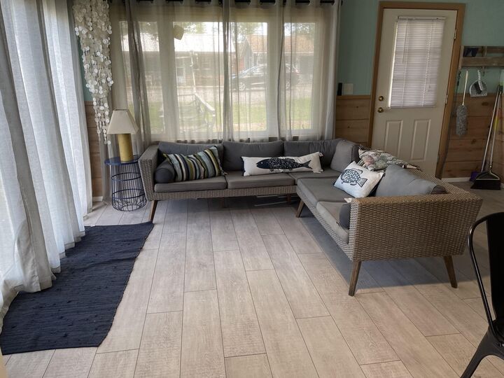 Property Photo: 630 W Houghton Lake Drive MI 48651