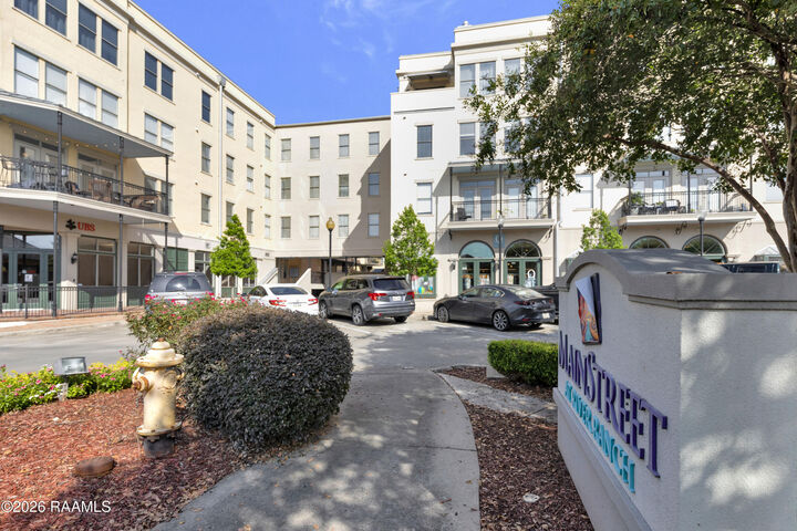 Property Photo:  201 Settlers Trace Boulevard 3412  LA 70508 