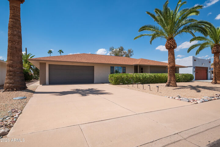 Property Photo: 18442 N Conquistador Drive AZ 85375