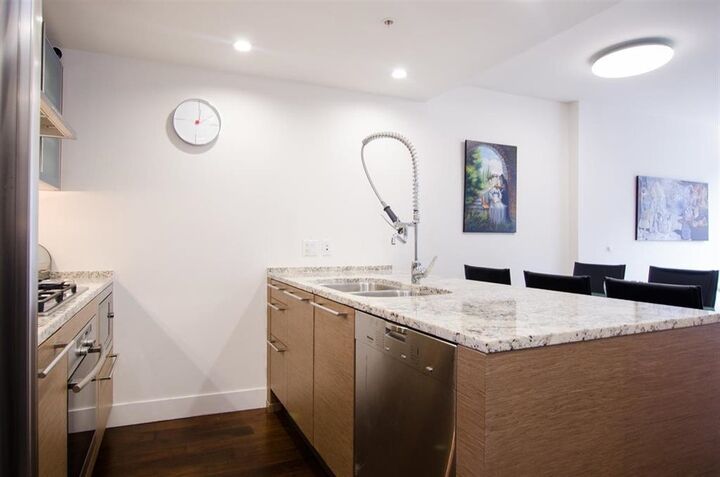 Property Photo:  1111 Alberni Street 270X  BC V6E 4V2 
