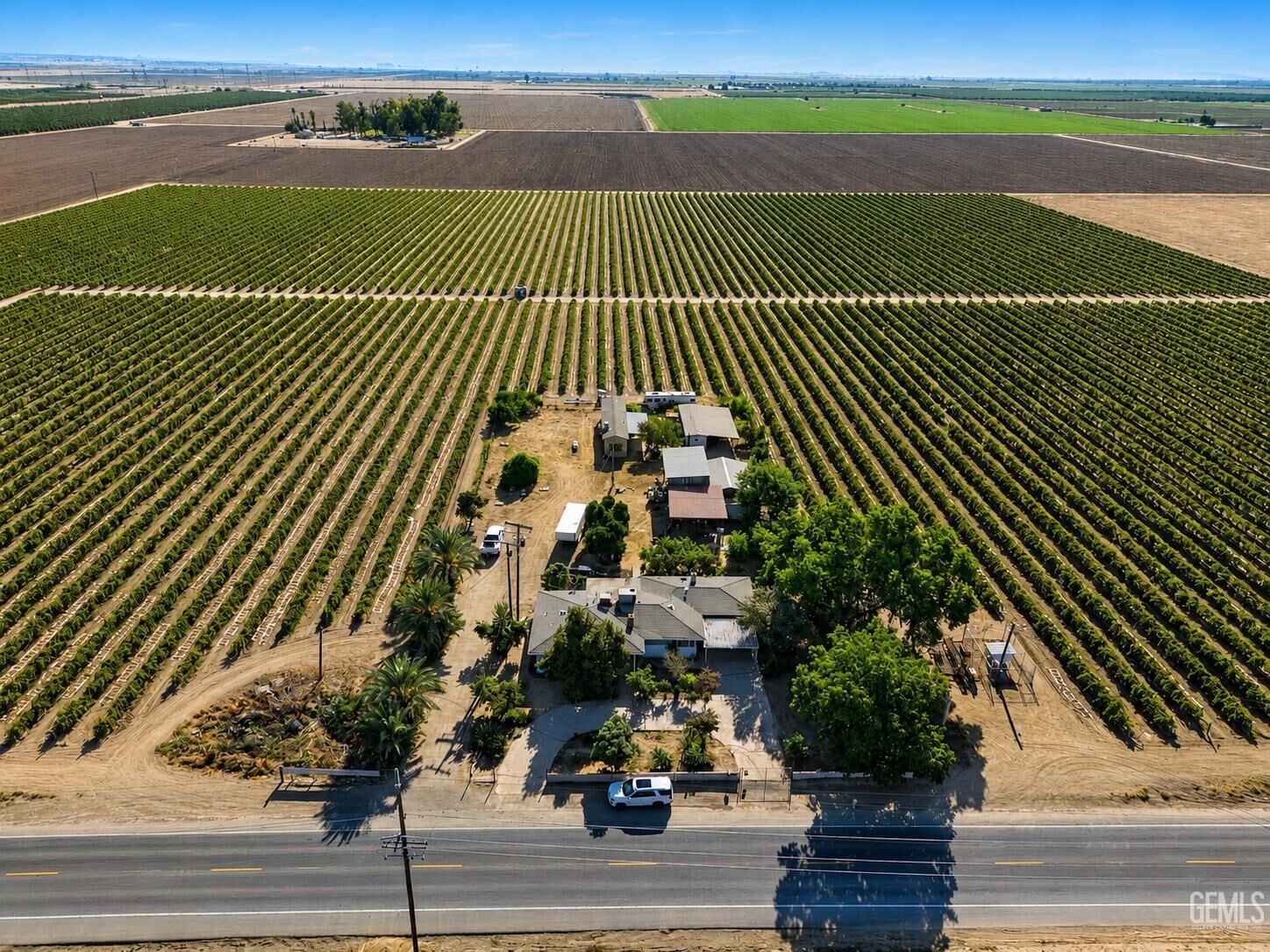 Property Photo: 7674 S Edison Road CA 93307