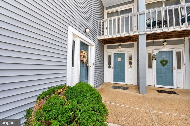 Property Photo:  72 Hillcroft Way  PA 18940 