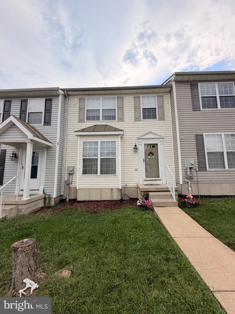 Property Photo:  323 Copperfield Lane  VA 22602 