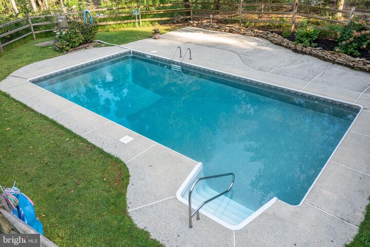 Property Photo: