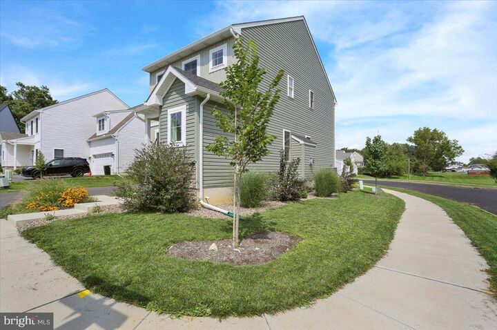 Property Photo: 116 Meadows Bend PA 17543
