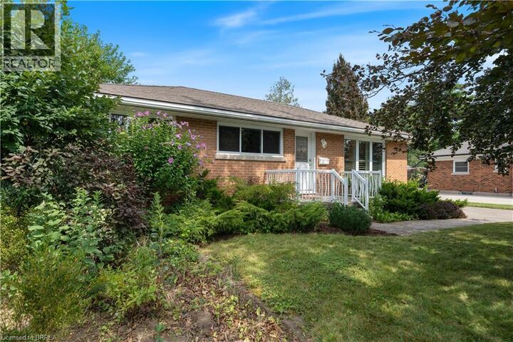 Property Photo: 25 Wayne Drive ON N3R 2Y6