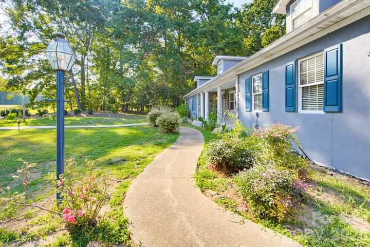 Property Photo: 1011 Tarlton Drive NC 28150