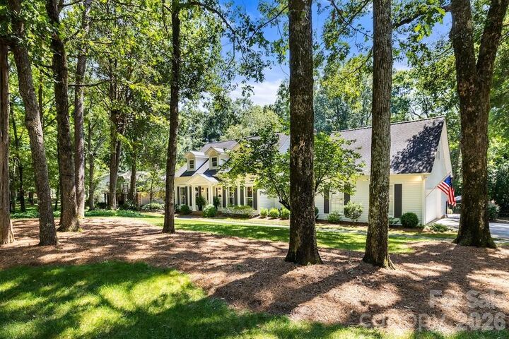 Property Photo: 4234 Rotunda Road NC 28226
